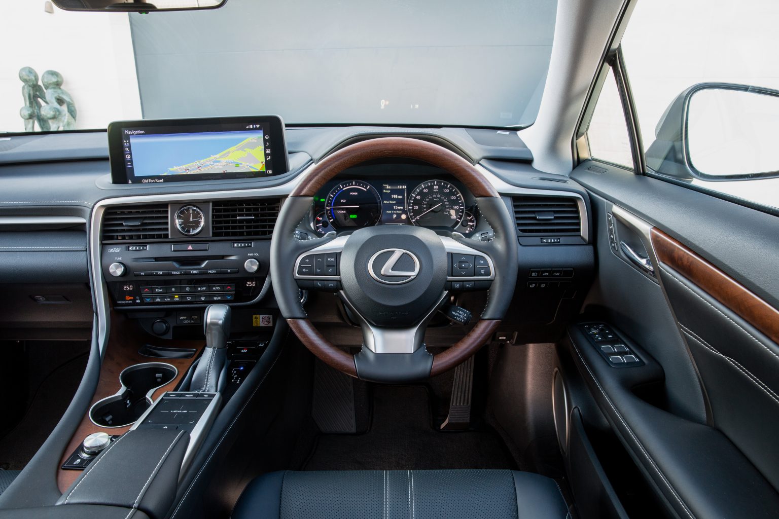 The Lexus RX 450hL: Interior Design That Anticipates Your Every Need ...