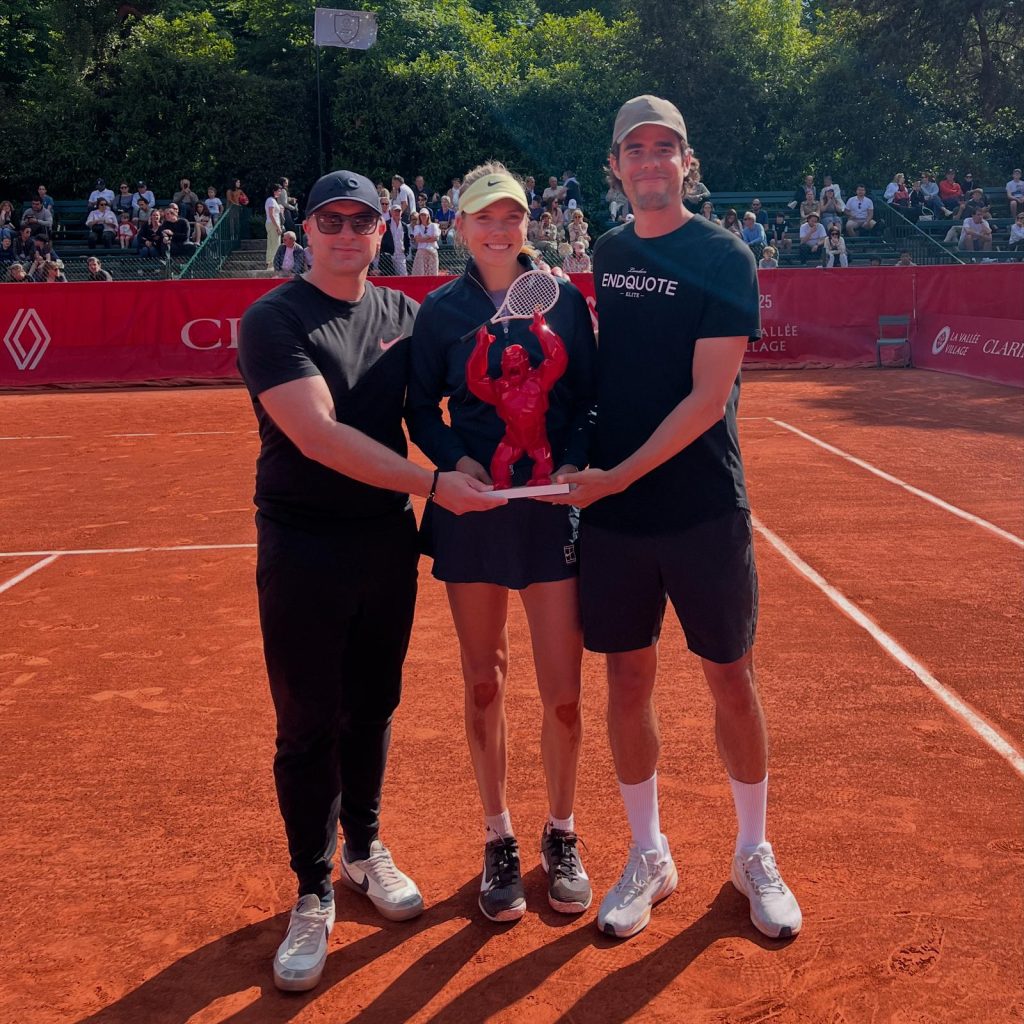 Katie Boulter with, from L to R: Assistant coach, Damian Rodriguez, and Physiotherapist, Rory Mee.